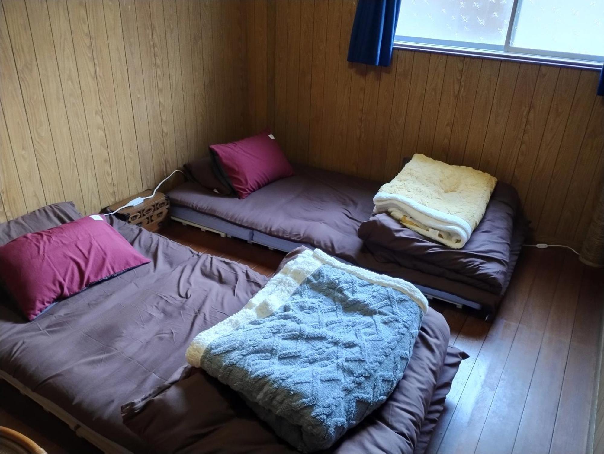 Backpackers Kur Guesthouse Asahirou 旅人湯治客舎朝日楼 Kaga  Exterior foto